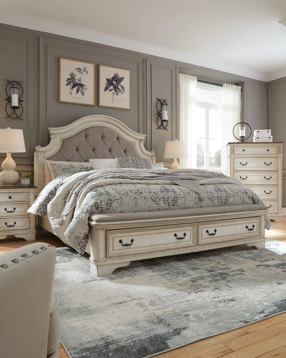 Realyn Upholstered Bed