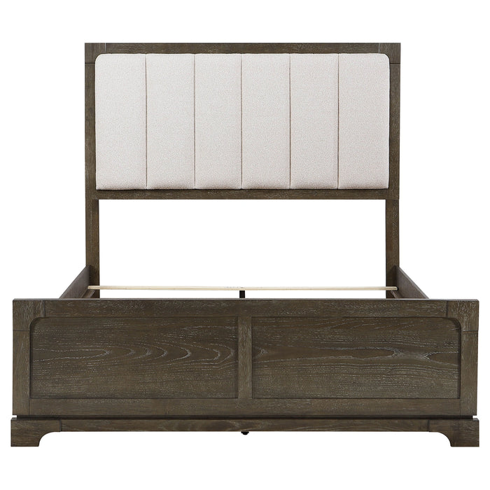 Gran Park Panel Bed
