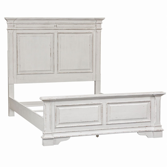 Abbey Park King Panel Bed, Dresser & Mirror