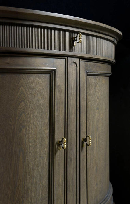 American Drew Savona Demilune Bachelor Chest in Versaille w/ Elm Top