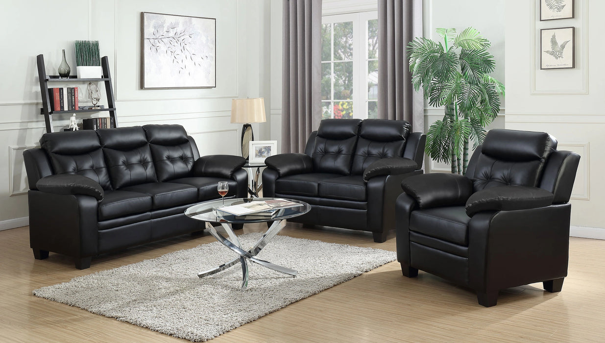 Finley Loveseat